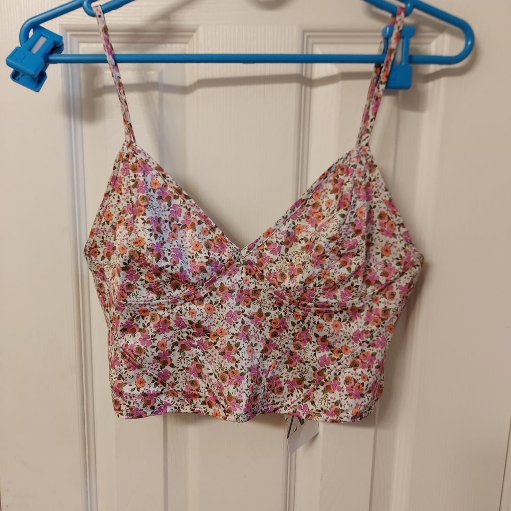 Zara floral top nwt